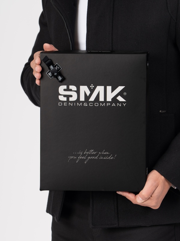 CAIXA PRETA SMK EMBRULHO