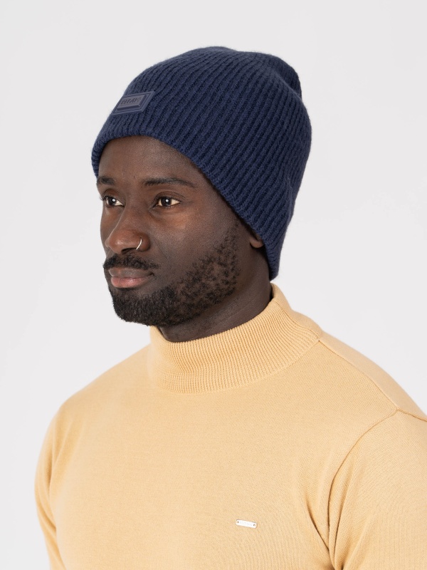 GORRO UMA COR C/TRANÇAS 1